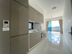 J Gateway (D22), Condominium #546597301